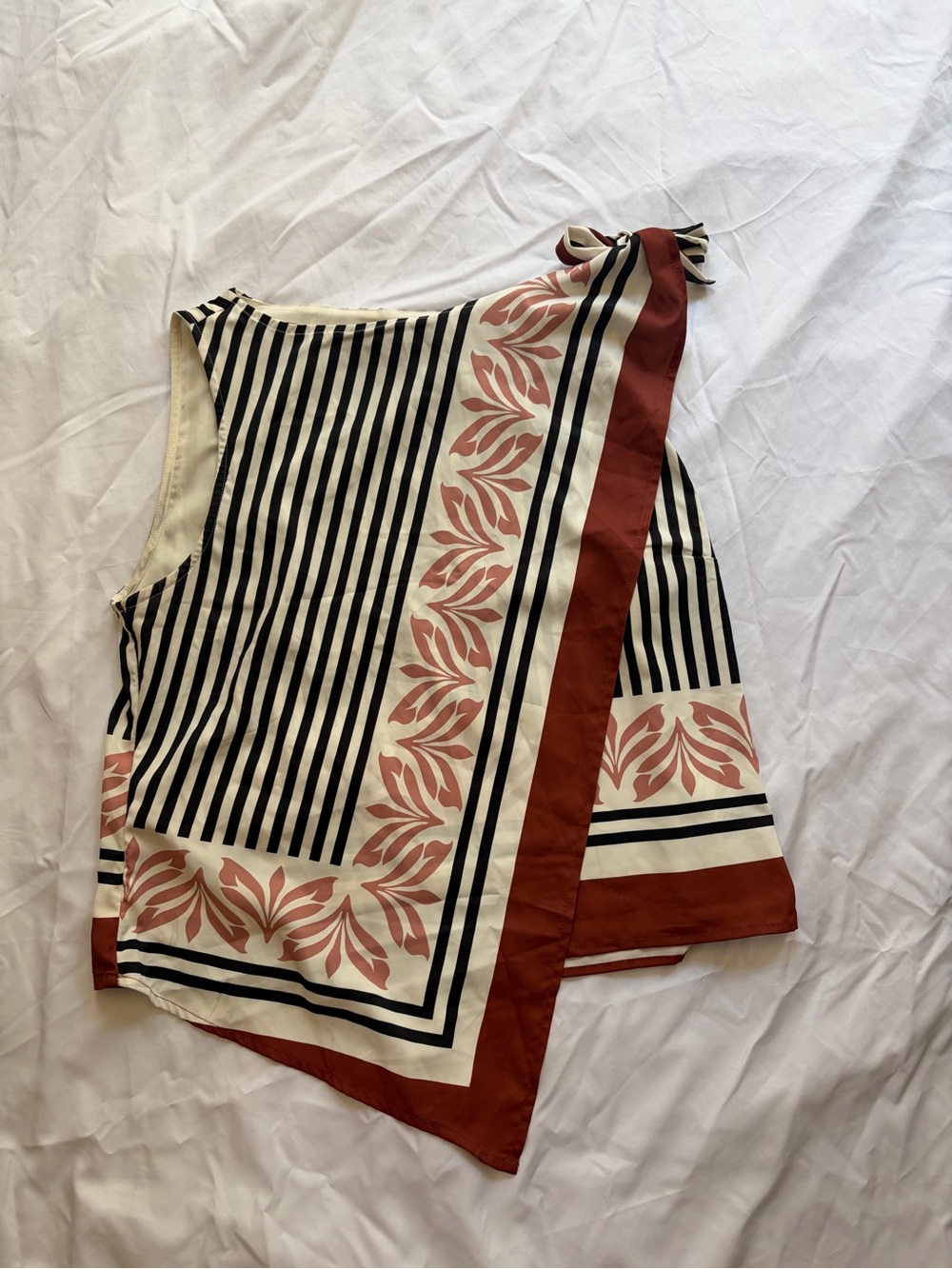 Abercrombie & Fitch Black & Ivory Striped Floral Tank